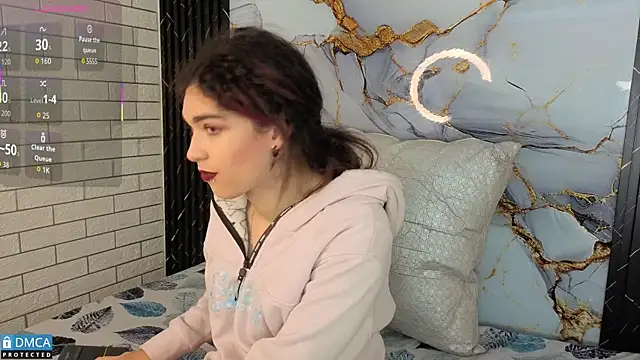 MaeveKuro online show from November 15, 3:15 am