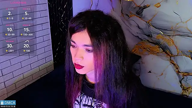 MaeveKuro online show from December 1, 3:00 am