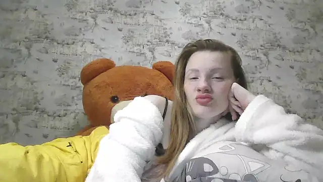 Eveline May online show from February 27, 10:09 pm