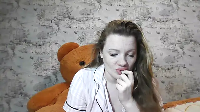 Snapshot of Eveline_May chatting on March 14, 5:29 pm Eveline May online show from March 14, 5:29 pm