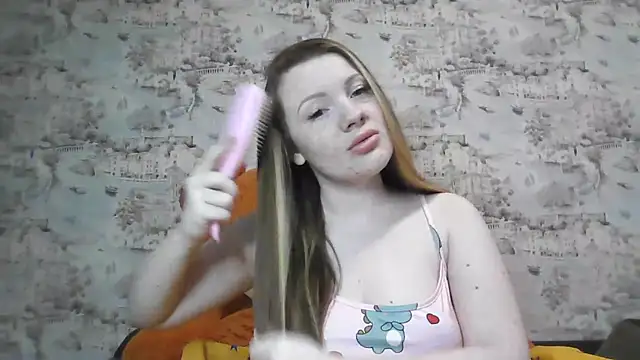 Snapshot of Eveline_May chatting on March 19, 1:37 pm Eveline May online show from March 19, 1:37 pm