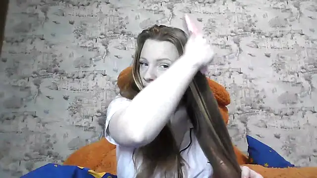 Snapshot of Eveline_May chatting on March 22, 3:15 pm Eveline May online show from March 22, 3:15 pm