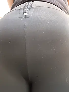 roxanasexy2025 online show from March 15, 4:02 pm