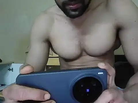 Snapshot of fitbuddy1 chatting on July 28, 6:20 pm fitbuddy1 online show from July 28, 6:20 pm