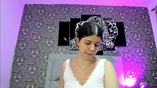 Nicolane Palmer online show from March 10, 1:21 pm