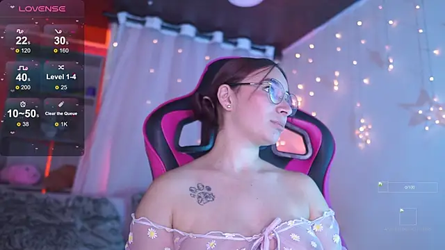 issa monterrey online show from November 6, 9:59 pm