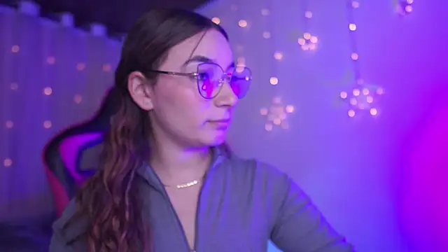 issa monterrey online show from November 25, 10:32 pm