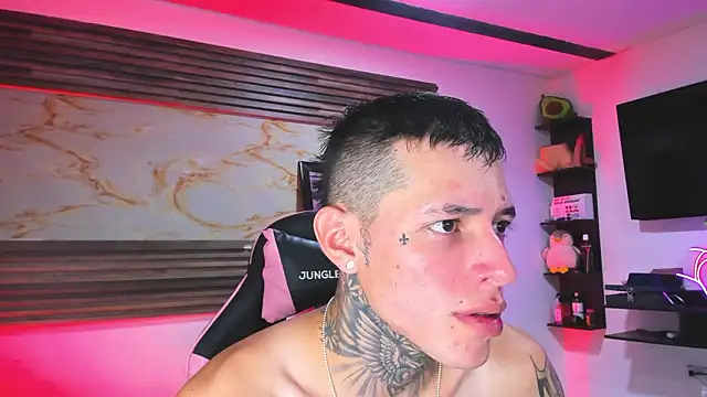 Cloe roouse online show from March 15, 1:28 pm