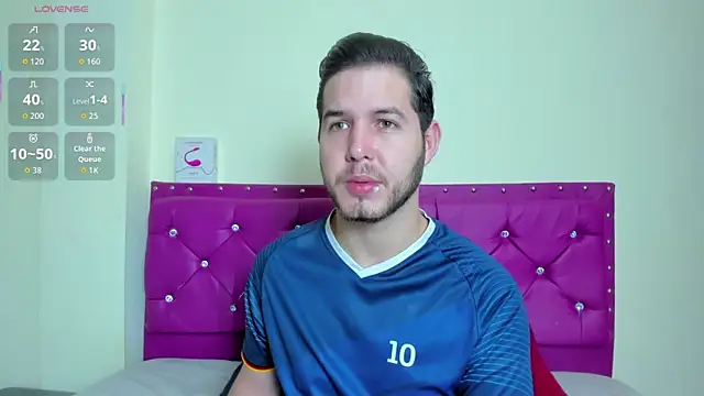 Snapshot of matthewlatin chatting on March 27, 11:59 pm matthewlatin online show from March 27, 11:59 pm