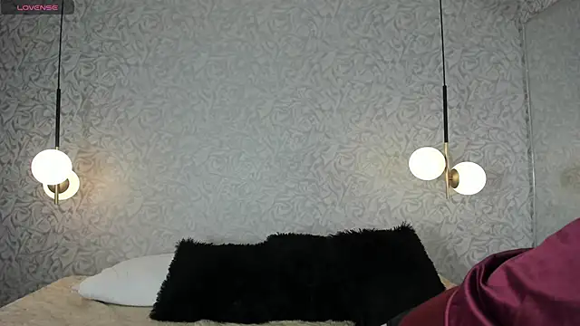 zephyra-angels online show from November 11, 4:12 am