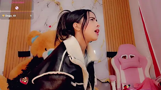 Snapshot of ValeriCardenas chatting on September 24, 2:04 am ValeriCardenas online show from September 24, 2:04 am