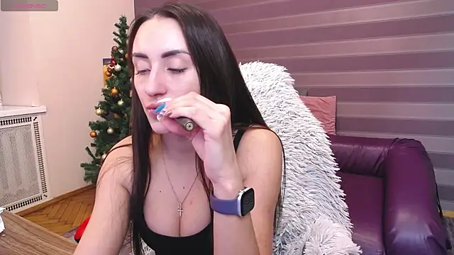 JenniferStone online show from January 6, 11:47 am