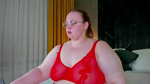 Amy Hall online show from March 14, 11:12 am