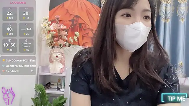 Snapshot of shishi_101 chatting on October 21, 1:45 pm shishi 101 online show from October 21, 1:45 pm