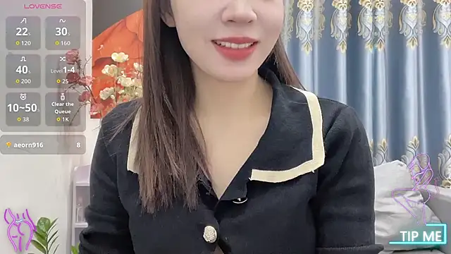 Snapshot of shishi_101 chatting on November 12, 1:50 am shishi 101 online show from November 12, 1:50 am