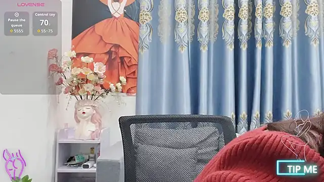 Snapshot of shishi_101 chatting on November 29, 2:47 am shishi 101 online show from November 29, 2:47 am