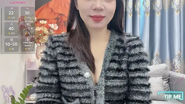 Snapshot of shishi_101 chatting on December 14, 1:55 am shishi 101 online show from December 14, 1:55 am