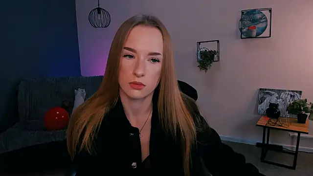 Snapshot of doll_vey chatting on February 28, 3:37 pm doll vey online show from February 28, 3:37 pm