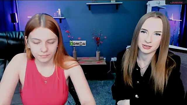 Snapshot of doll_vey chatting on March 6, 10:09 am doll vey online show from March 6, 10:09 am