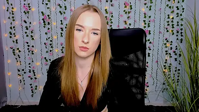 Snapshot of doll_vey chatting on March 7, 12:34 pm doll vey online show from March 7, 12:34 pm