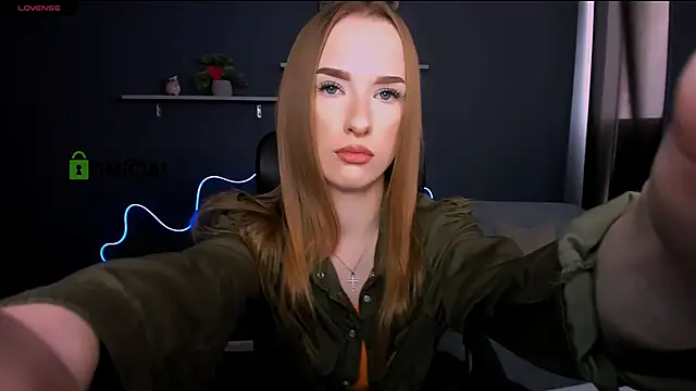 Snapshot of doll_vey chatting on March 17, 9:33 am doll vey online show from March 17, 9:33 am