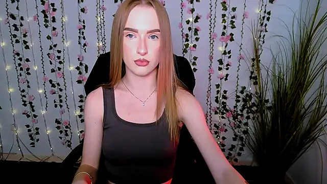 Snapshot of doll_vey chatting on September 11, 12:49 pm doll vey online show from September 11, 12:49 pm