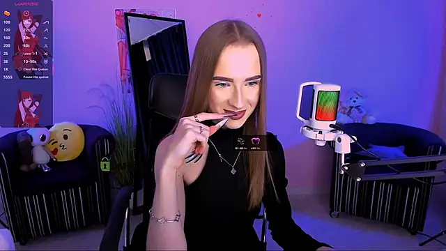 Snapshot of doll_vey chatting on October 16, 7:26 pm doll vey online show from October 16, 7:26 pm