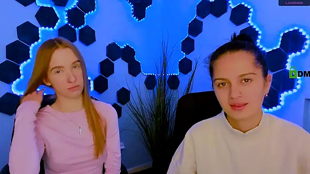 doll vey online show from February 5, 10:09 am