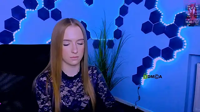 doll vey online show from March 25, 1:11 am