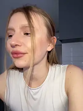 Snapshot of EvaBrooklyn chatting on March 18, 3:31 pm EvaBrooklyn online show from March 18, 3:31 pm