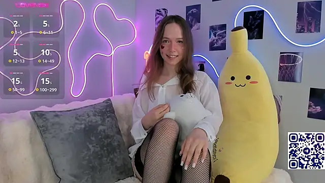 Dreamy Polly online show from March 5, 7:06 pm