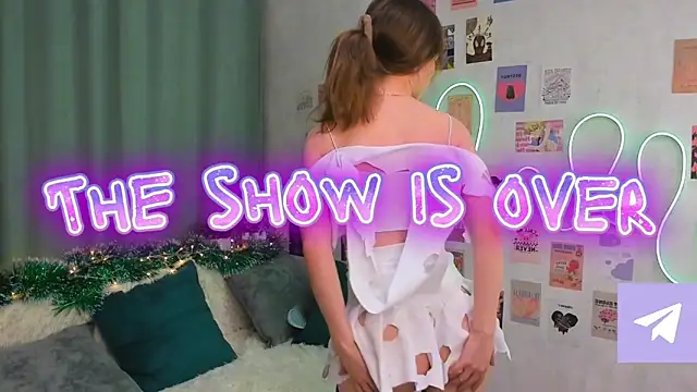 Dreamy Polly online show from March 19, 7:06 pm