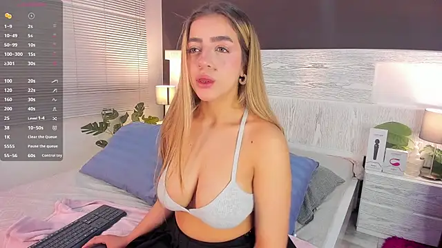 Zhaavia online show from September 11, 11:32 am