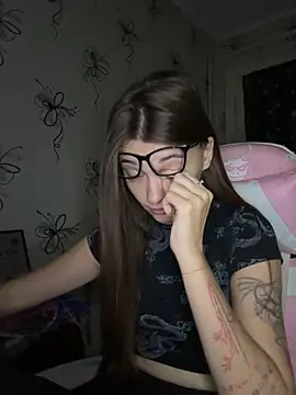 Snapshot of MrrKate chatting on September 30, 1:10 am MrrKate online show from September 30, 1:10 am