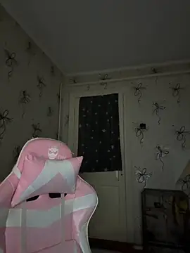 Snapshot of MrrKate chatting on November 22, 1:37 am MrrKate online show from November 22, 1:37 am