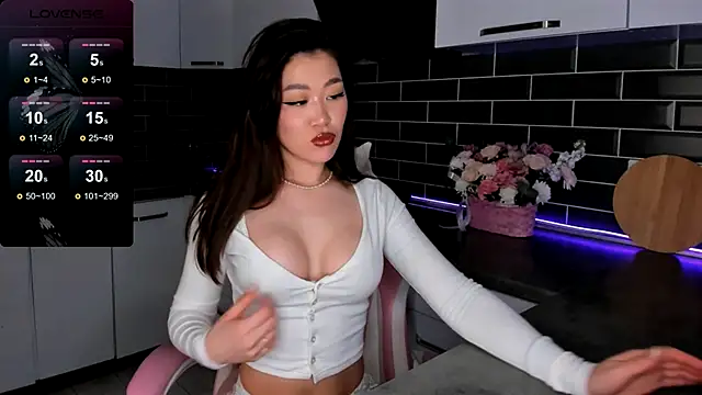 Snapshot of ShaiyaMinn3 chatting on November 17, 7:30 pm ShaiyaMinn3 online show from November 17, 7:30 pm