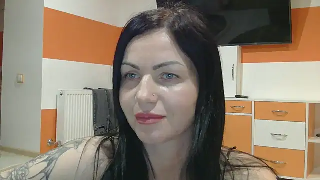 MystaLuuna online show from March 3, 9:26 pm