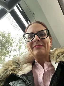 Snapshot of NataKitten chatting on October 4, 7:28 am NataKitten online show from October 4, 7:28 am