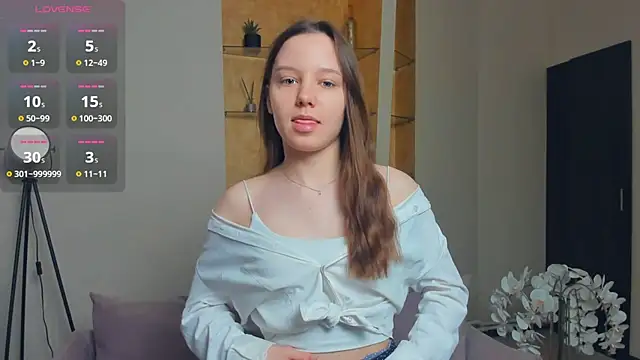 EdinaCordner online show from November 6, 10:38 am