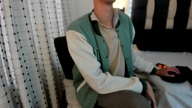 loverisu-coral online show from December 21, 7:21 pm