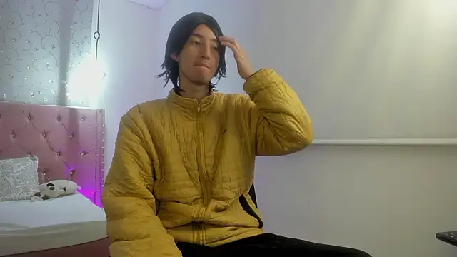 loverisu-coral online show from February 24, 11:58 pm