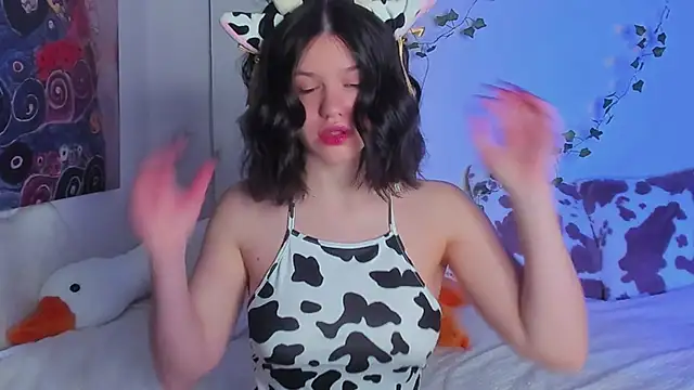 Snapshot of princes_devil chatting on March 9, 6:43 pm princes devil online show from March 9, 6:43 pm