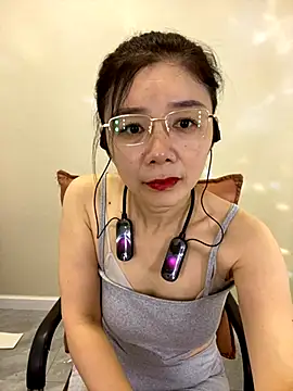 xiaowang0523 online show from September 27, 5:23 am