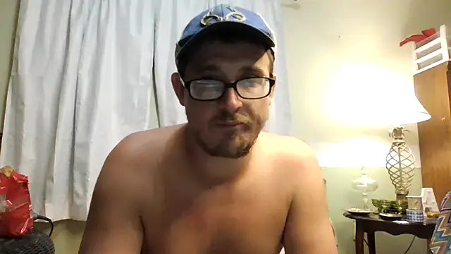 Snapshot of dylanroberts1995 chatting on March 13, 2:38 am dylanroberts1995 online show from March 13, 2:38 am
