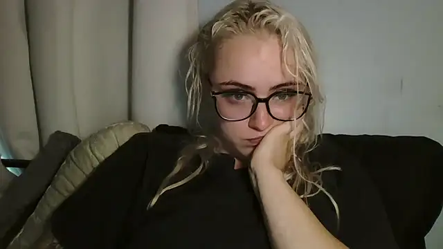 Snapshot of sluttypumpkin chatting on July 11, 5:59 pm sluttypumpkin online show from July 11, 5:59 pm