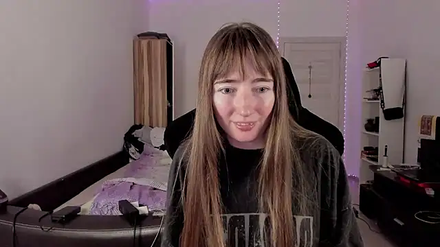 bekkawell online show from September 19, 6:19 pm