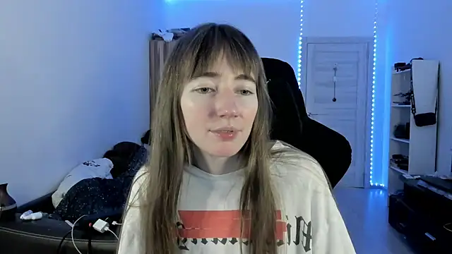 bekkawell online show from December 3, 2:15 pm