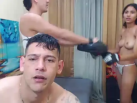 Snapshot of fuck_brutal_ chatting on November 14, 11:02 pm fuck brutal online show from November 14, 11:02 pm