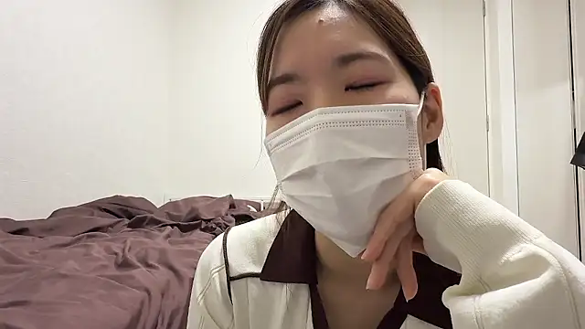 Snapshot of daiyo_kai_Gutara chatting on March 29, 1:11 pm daiyo kai Gutara online show from March 29, 1:11 pm