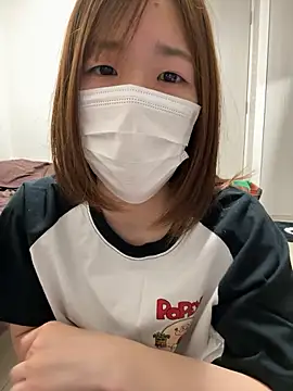 Snapshot of daiyo_kai_Gutara chatting on April 13, 2:11 pm daiyo kai Gutara online show from April 13, 2:11 pm